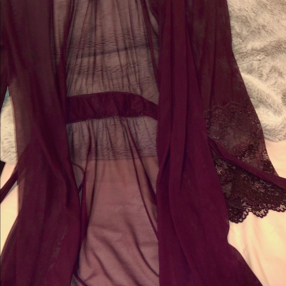 Purple sheer robe - Picture 2 of 3